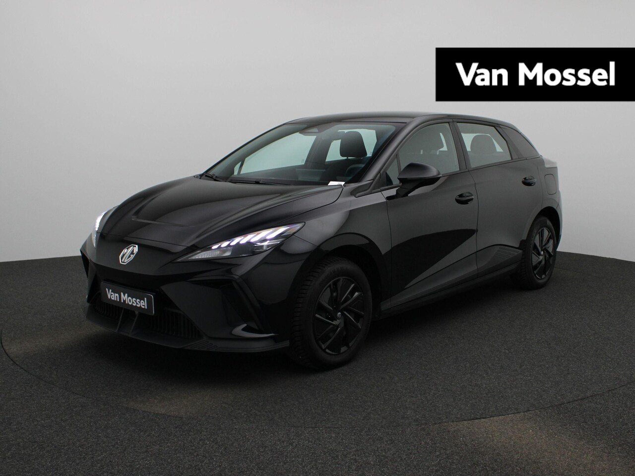 MG MG4 Electric - Standard 51 kWh | APPLE CARPLAY - ANDROID AUTO | ADAPTIVE CRUISE CONTROL | CLIMATE CONTROL - AutoWereld.nl