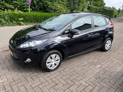 Ford Fiesta - 1.25 80pk 5D Champions Edition