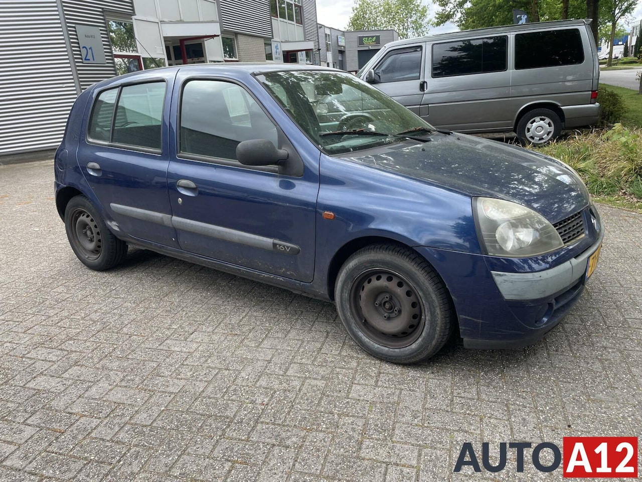 Renault Clio - 1.2-16V Authentique/ koppeling slipt - AutoWereld.nl