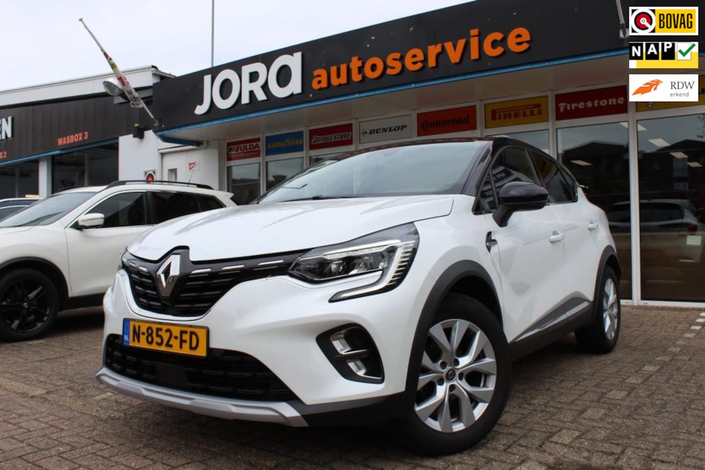 Renault Captur - 1.0 TCe 100 Intens - AutoWereld.nl
