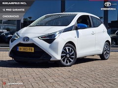 Toyota Aygo - 1.0 VVT-i x-play / Airco / Camera / JBL