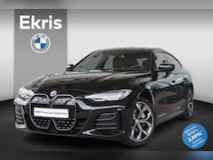 BMW i4 - eDrive35 70 kWh M sportpakket | Voorstoelen verwarmd | Achteruitrijcamera