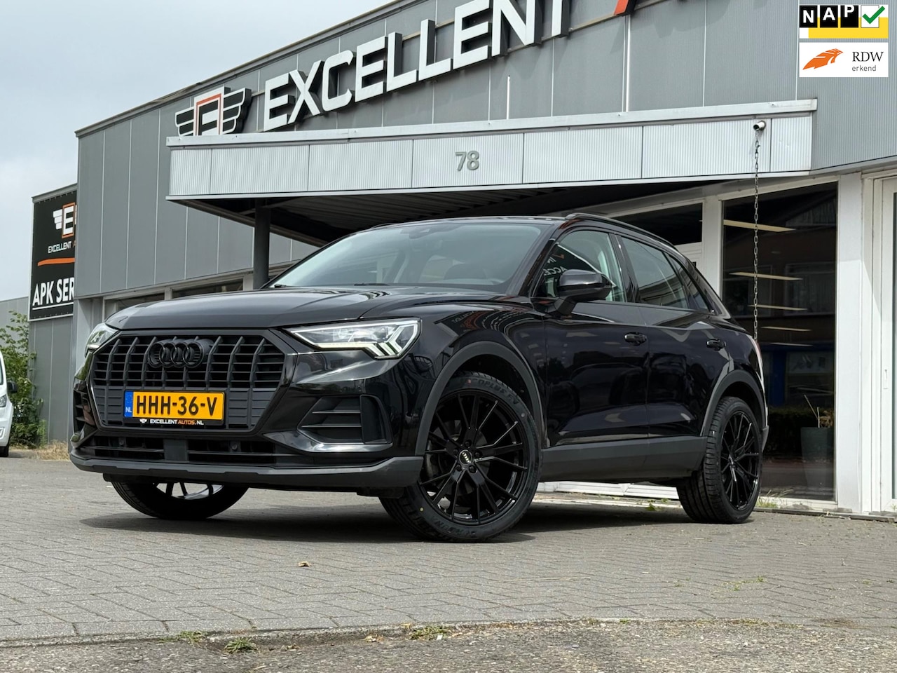 Audi Q3 - 35 TFSI Black Edition |Navigatie|Camera - AutoWereld.nl