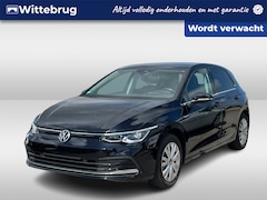 Volkswagen Golf - 1.5 TSI 130pk Style / Panoramadak / LED / App-Connect / Navigatie / Camera / 18" LMV