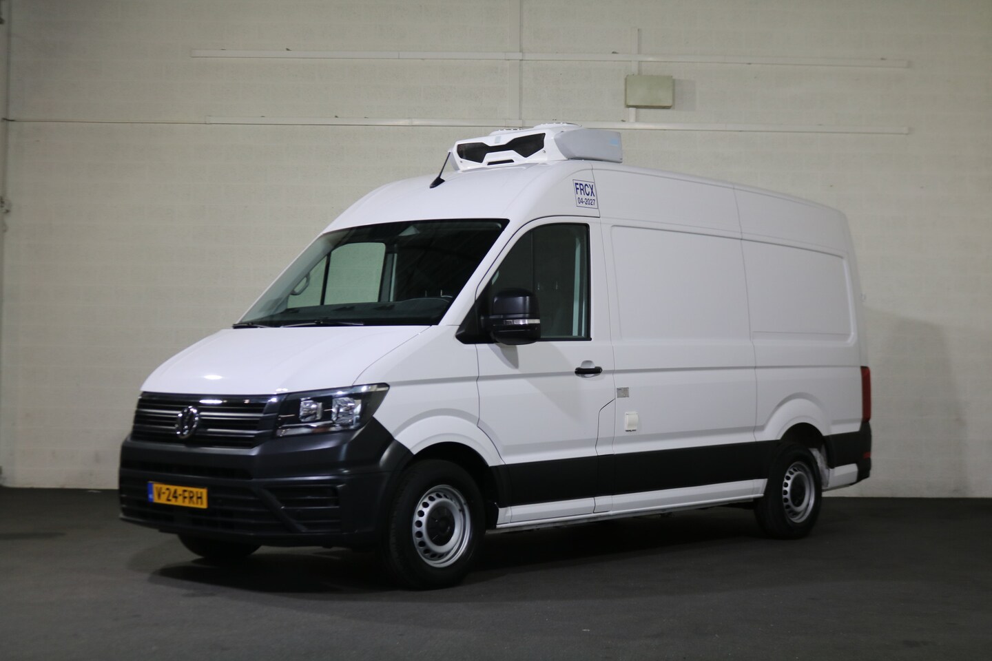 Volkswagen Crafter - 2.0 TDI L3 H3 Koelwagen Vrieswagen -20 Graden Dag en Nacht - AutoWereld.nl