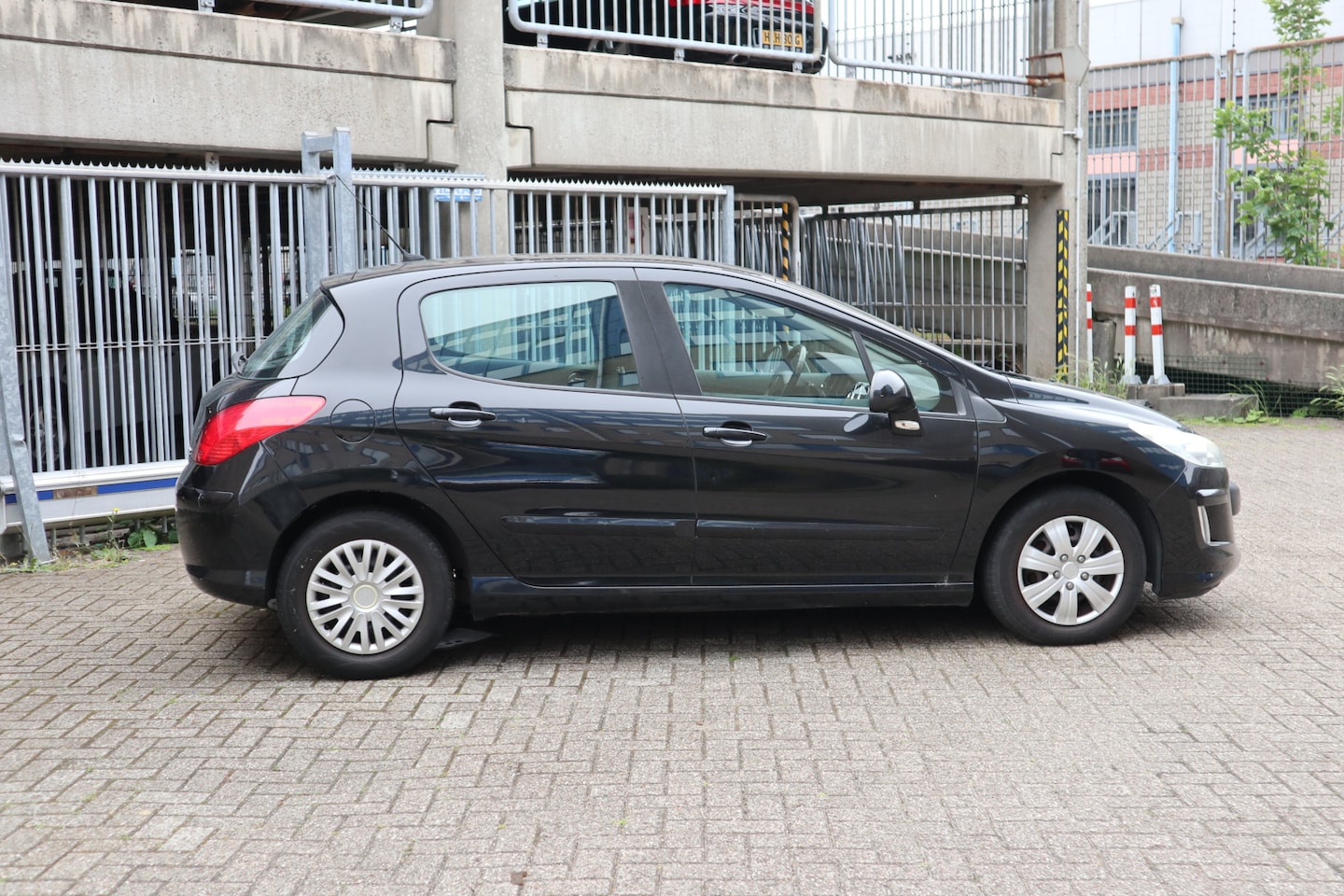 Peugeot 308 - 1.6 VTi XS 1.6 VTi XS - AutoWereld.nl