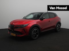 Alfa Romeo Junior - Elettrica Speciale 54 kWh | Panorama dak | Bi-Colore |