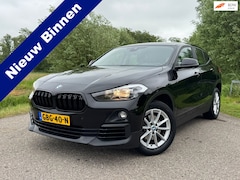 BMW X2 - SDrive18i Executive / Automaat / Airco / Cruise Control / PDC / LM-Velg 17" / Nieuwe APK t