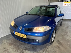 Renault Mégane - 1.6-16V Dynamique Comfort