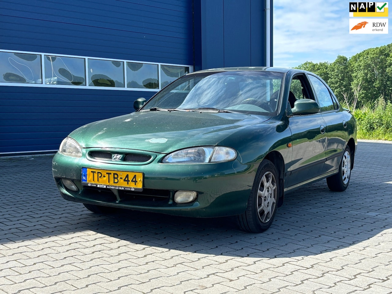 Hyundai Lantra - 1.6i GLS 1.6i GLS - AutoWereld.nl