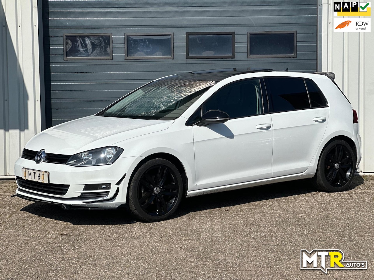 Volkswagen Golf - 1.2 TSI Highline NAP|NWE APK|MASSAGE|CLIMA - AutoWereld.nl