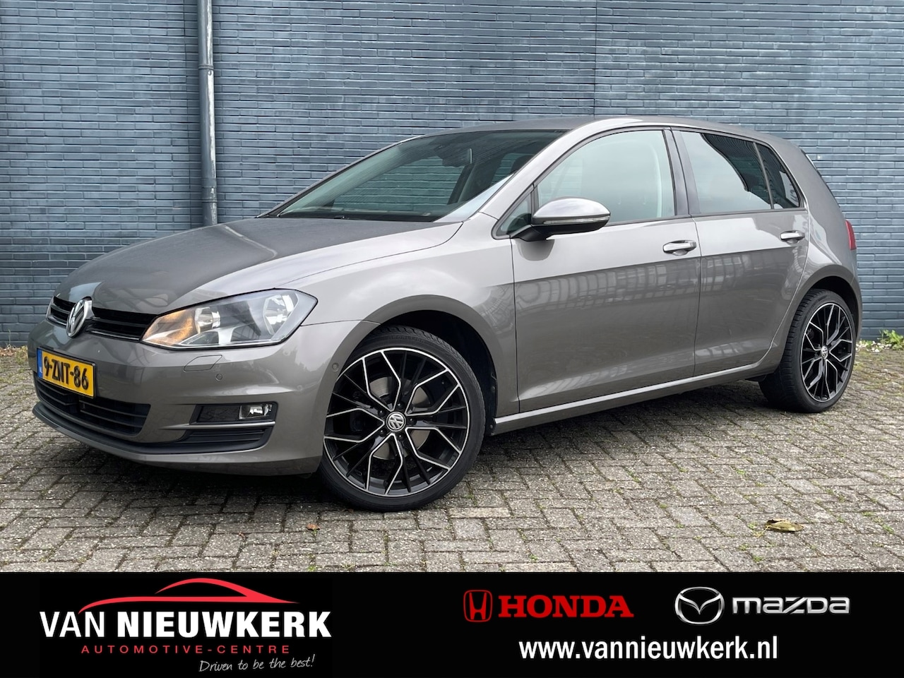 Volkswagen Golf - 1.2 TSI 105pk 5D DSG Automaat Comfortline | Keyless Entry | Stoelverwarming | 18' Lichtmet - AutoWereld.nl