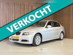 BMW 3-serie - 318i - Youngtimer - Carplay - Dealer