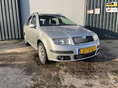 Skoda Fabia Combi - 1.4-16V Spirit+ | Nieuwe APK