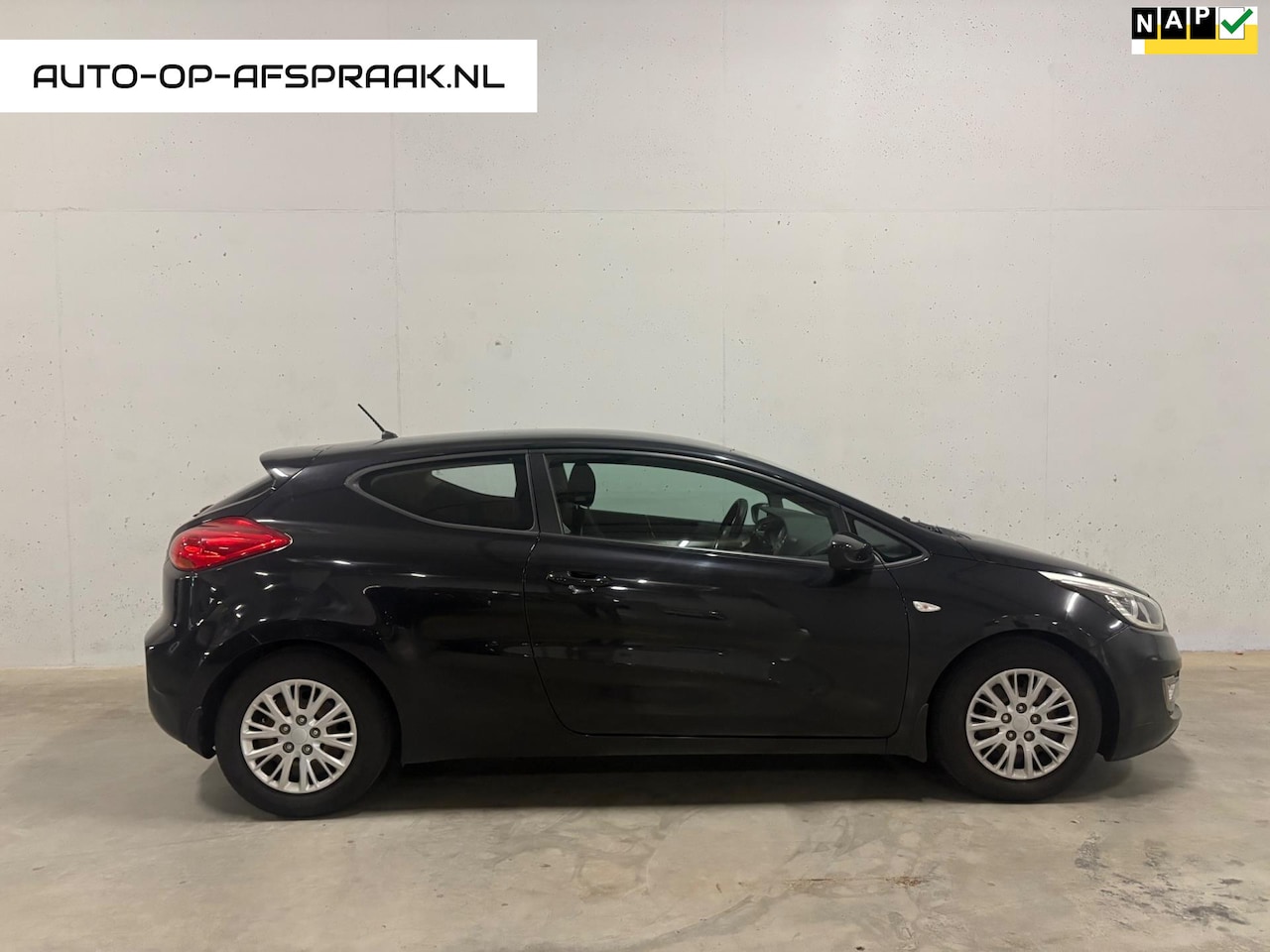 Kia Cee'd - 1.4 CVVT Airo Cruise Control APK NAP 3drs. - AutoWereld.nl