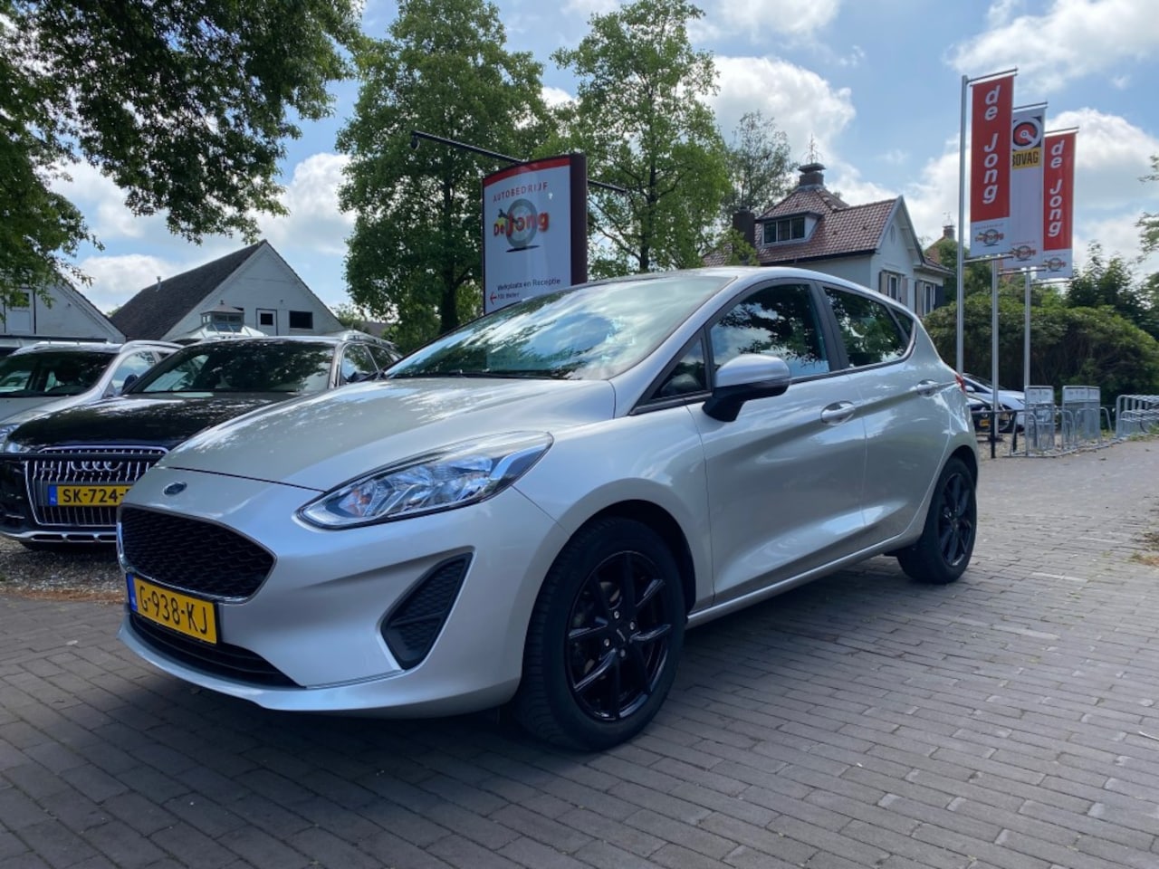 Ford Fiesta - 1.1 TREND / NAVI / CRUISE CTR. / DAB / CARPLAY / AIRCO / LMV 16 - AutoWereld.nl