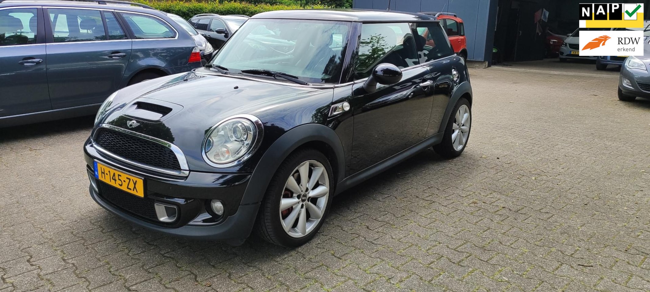 MINI Cooper S - Mini 1.6 Pepper bj 2011 airco leader bekl - AutoWereld.nl