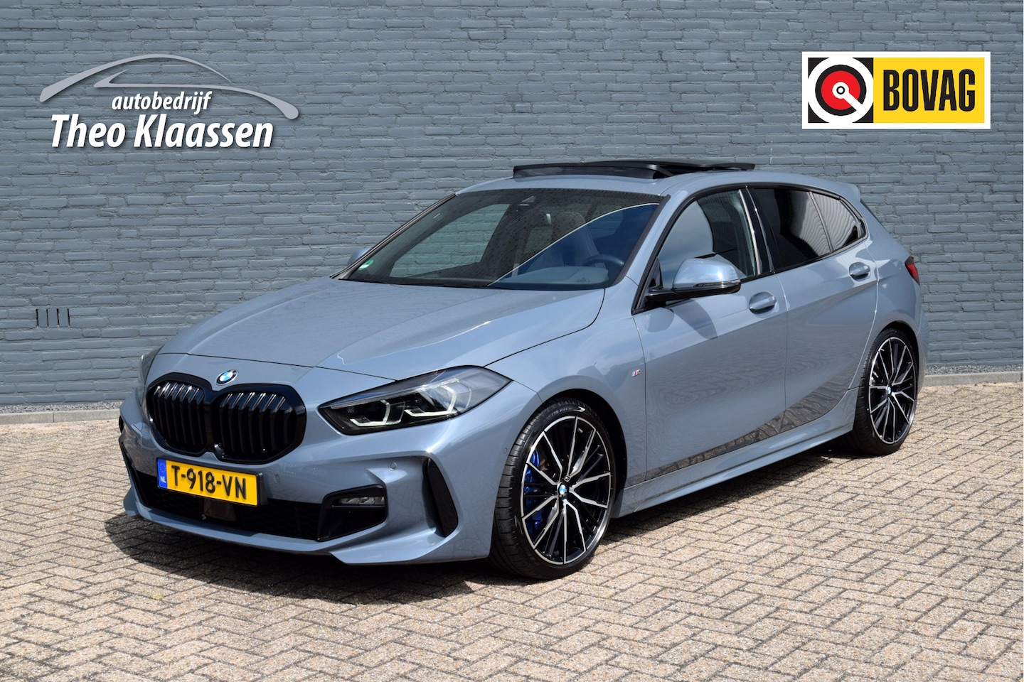BMW 1-serie - 120i M-Sport Pano Premium Comfort - AutoWereld.nl