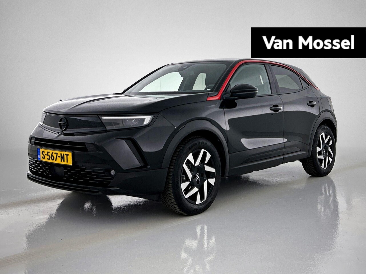 Opel Mokka-e - GS Line 50-kWh 11kw bl. | Achteruitrijcamera | Navigatie | Klimaatregeling - AutoWereld.nl