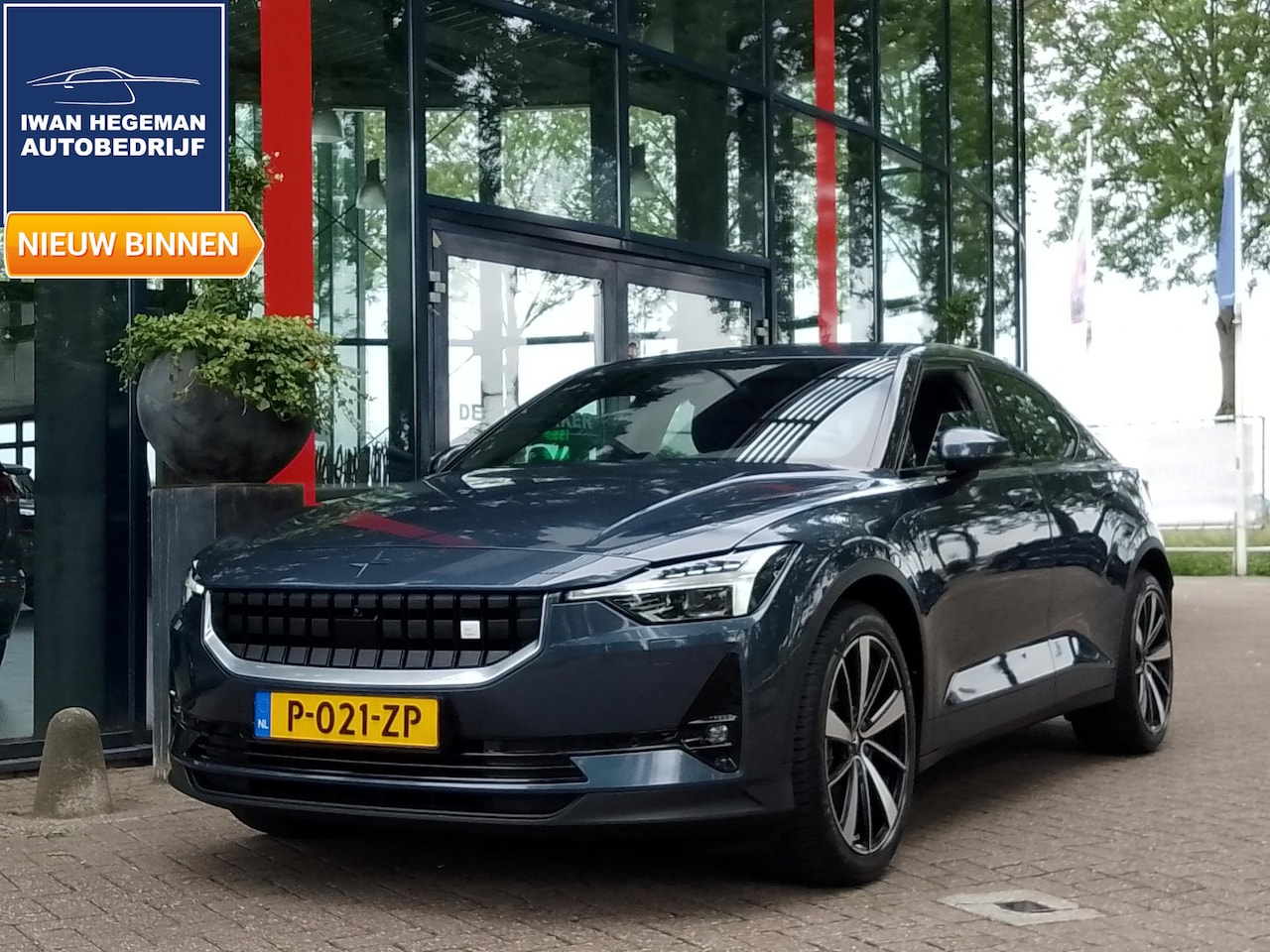 Polestar 2 - Long Range Dual Motor Launch Edition 78kWh | Panodak | Trekhaak | ECC | Navi | ECC | PDC + - AutoWereld.nl