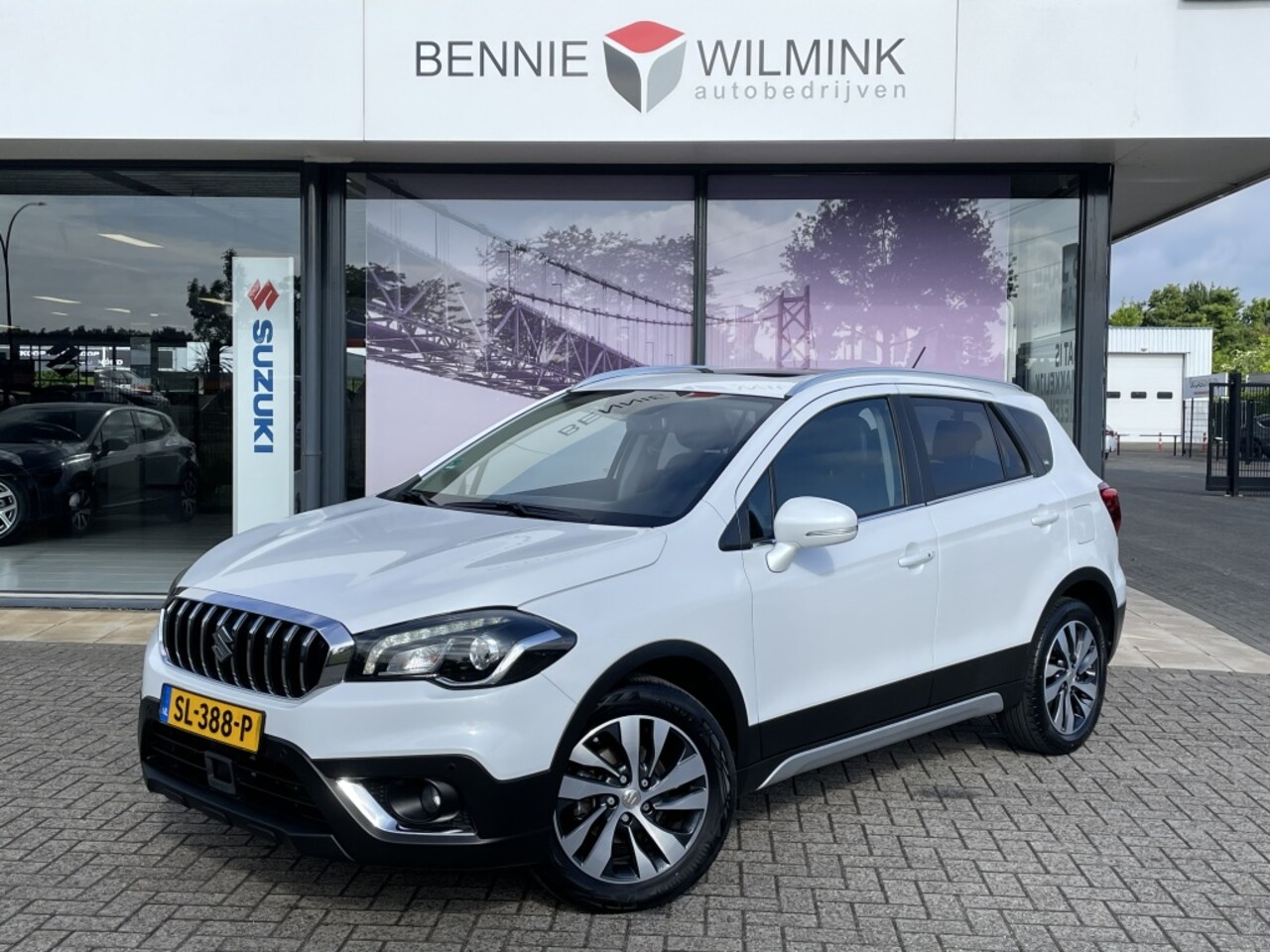 Suzuki S-Cross - 1.0 B.jet High Executive - AutoWereld.nl