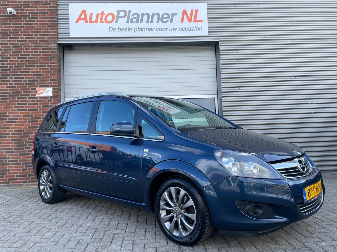 Opel Zafira - 1.8 111 years Edition! Airco! Cruise! 7-Pers.! - AutoWereld.nl