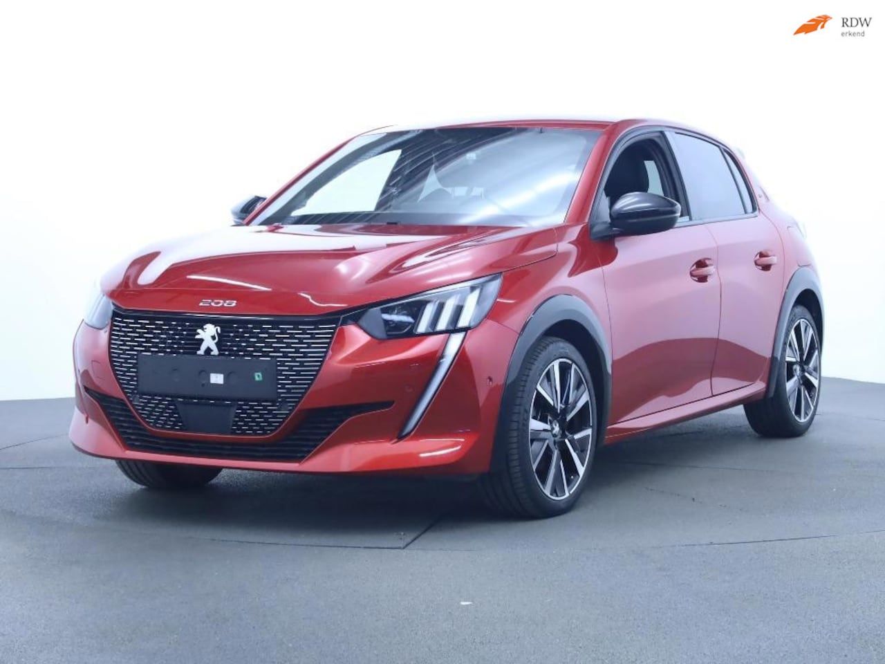 Peugeot 208 - GT 100pk Automaat | Navigatie | Adaptive Cruise Control | Stoelverwarming - AutoWereld.nl