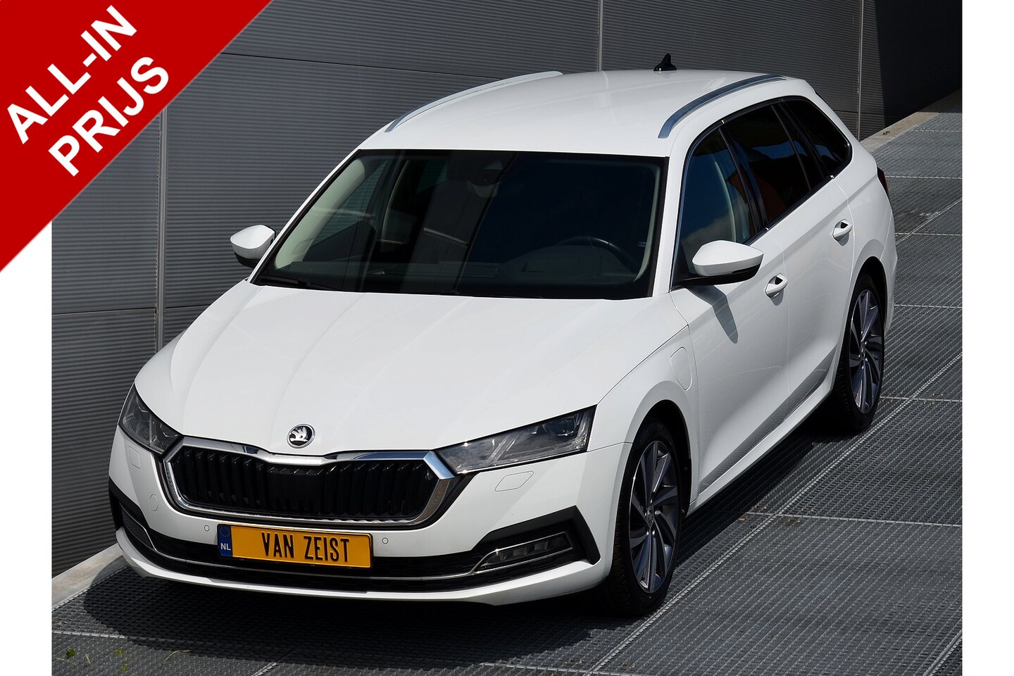 Skoda Octavia Combi - 1.4 TSI iV PHEV BUSINESS EDITION | PLUG IN HYBRID | 18'' L.M. | VIRTUEEL DASH | HEAD UP | - AutoWereld.nl