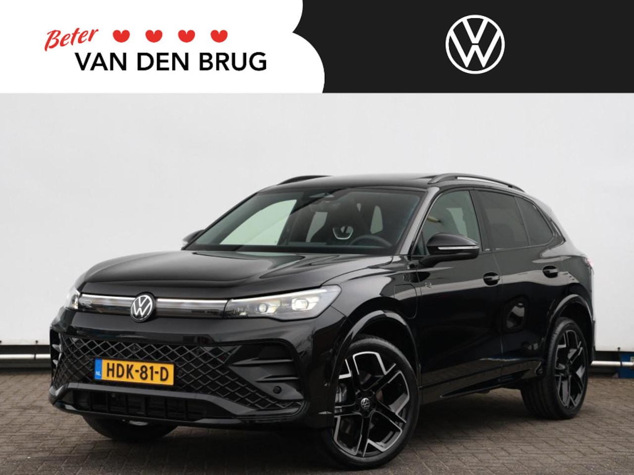 Volkswagen Tiguan - 1.5 eHybrid R-Line Edition 204pk | Panoramadak | Trekhaak | DCC onderstel | Stoel- Stuurve - AutoWereld.nl