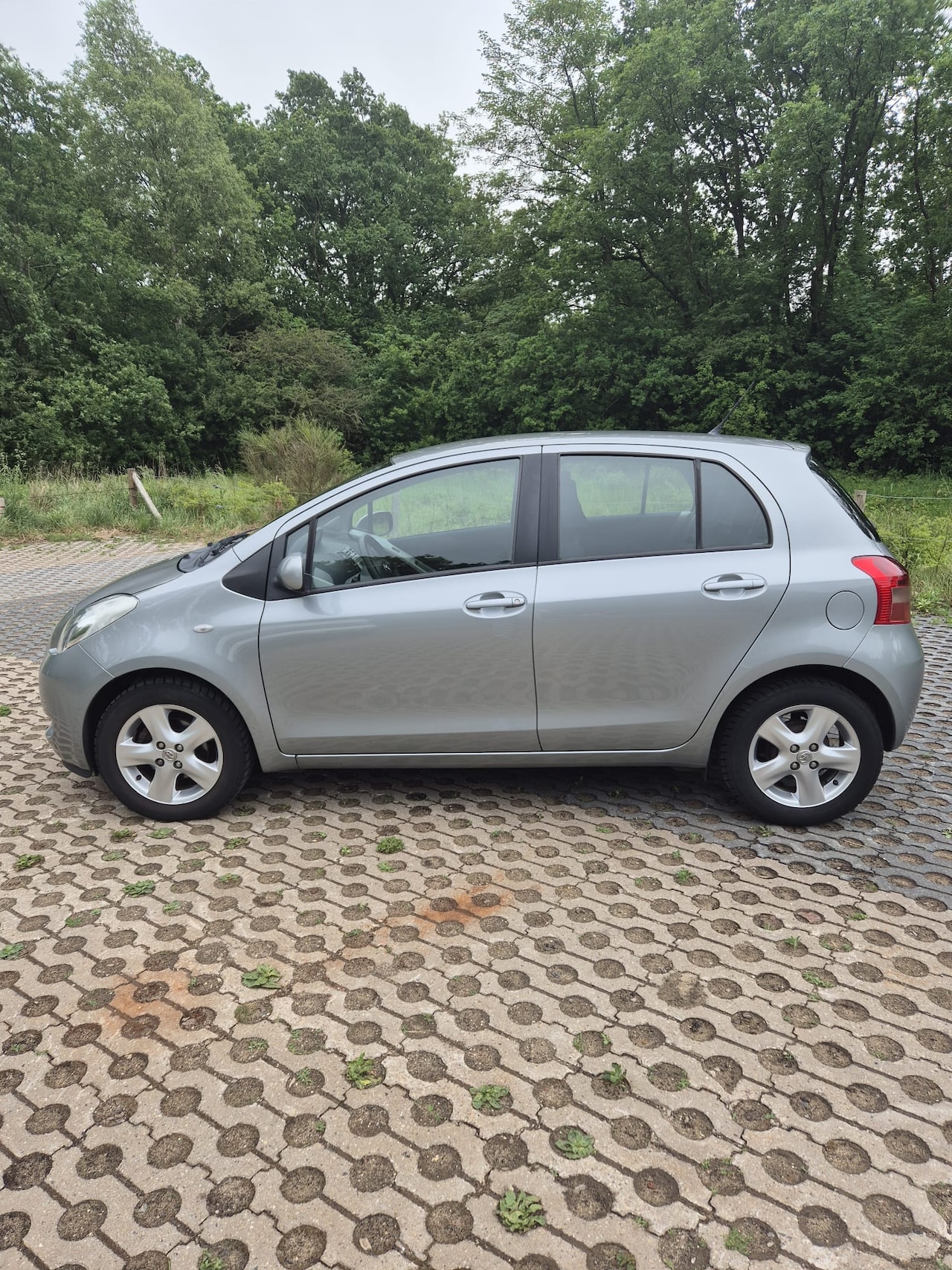 Toyota Yaris - 1.3 VVTi Luna - AutoWereld.nl