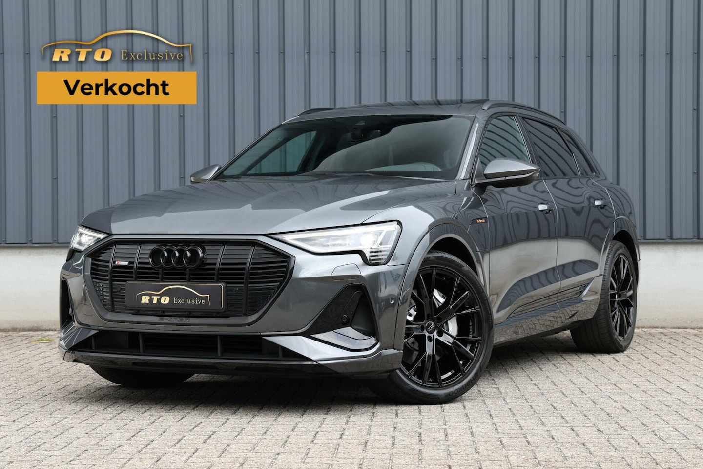 Audi e-tron - e-tron 50 quattro Launch edition Black e-tron 50 quattro Launch edition Black 71 kWh PANO - AutoWereld.nl
