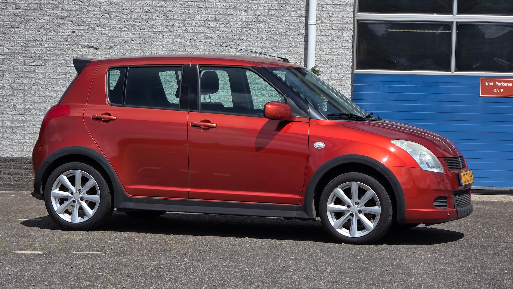 Suzuki Swift - 1.3 GLS . - AutoWereld.nl