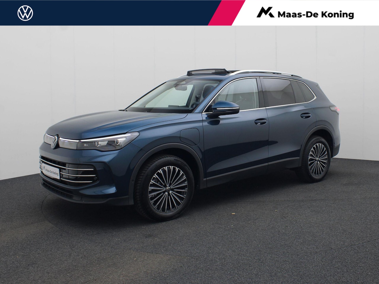 Volkswagen Tiguan - 1.5 eHybrid 150kW/204PK Elegance DSG · Panoramadak · Trekhaak · Massagefunctie · Garantie - AutoWereld.nl