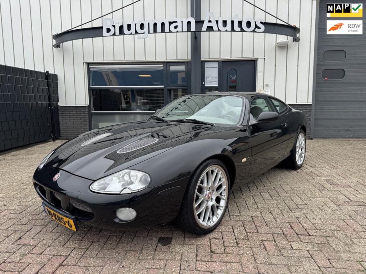 Jaguar XKR - 4.0 V8 Coupé 4.0 V8 Coupé - AutoWereld.nl