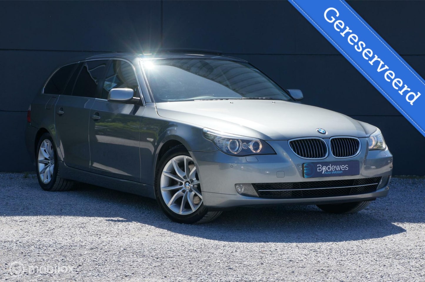 BMW 5-serie Touring - 525i Executive Navi Cruise PDC Keurig! - AutoWereld.nl