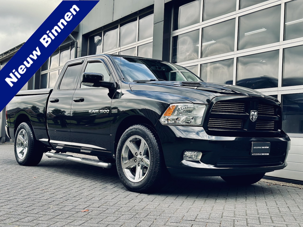 Dodge Ram 1500 - 5.7 V8 4x4 Quad Cab 6'4 | LPG | 2e Eigenaar | Volledig onderh | Nette staat | Camera | Sto - AutoWereld.nl