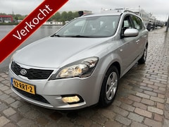 Kia Cee'd Sporty Wagon - 1.4 CVVT Comfort Pack airco/ecc apk keurige auto