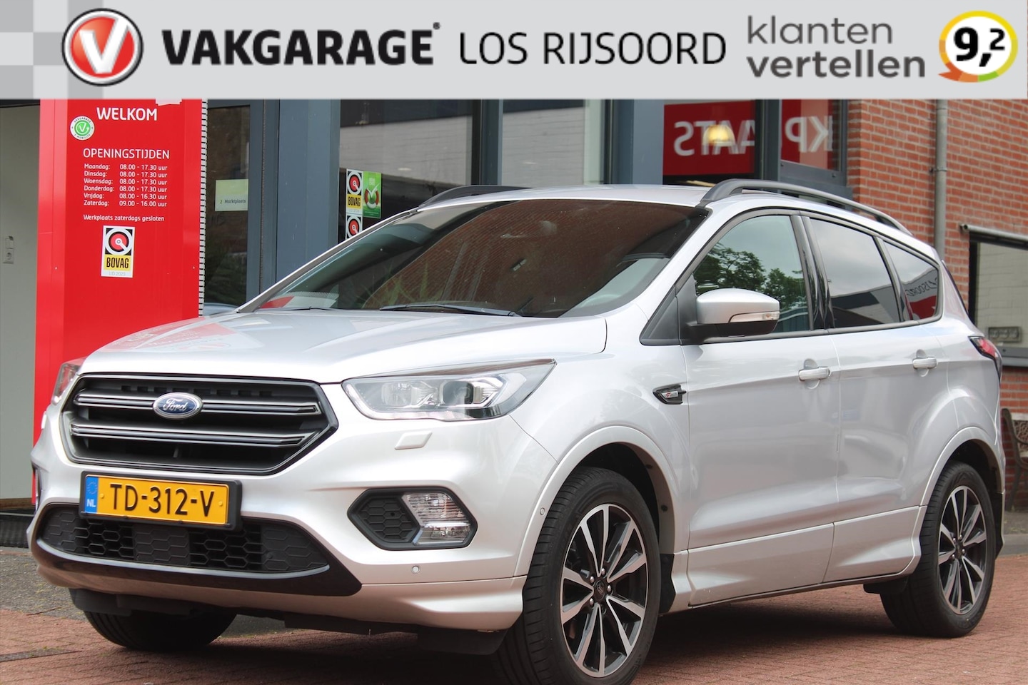 Ford Kuga - 1.5 EcoBoost *ST Line* | Caplay | Camera | Cruise & Climate Control | PDC | Navigatie | Bl - AutoWereld.nl