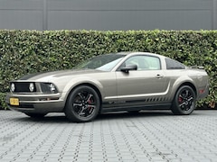 Ford Mustang - USA 4.0 V6, SPOTGOEDKOOP, LEDER, CRUISE, LICHTMETAAL 16"