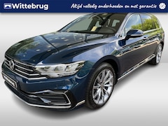 Volkswagen Passat Variant - 1.4 TSI PHEV GTE Business / Panoramadak / Standkachel / Virtual Cockpit / Elek Achterklep