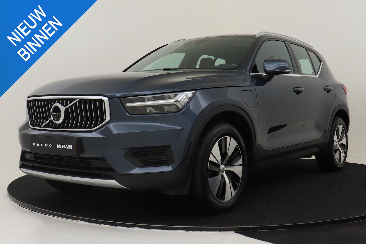 Volvo XC40 - T4 RECHARGE INSCRIPTION EXPRESSION -PANO.DAK|360°CAM|TREKHAAK|ADAP.CRUISE|CLIMATE - AutoWereld.nl
