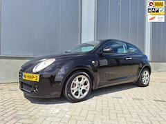 Alfa Romeo MiTo - 1.4 Turbo / 155 pk / 6 versn / navigatie / airco