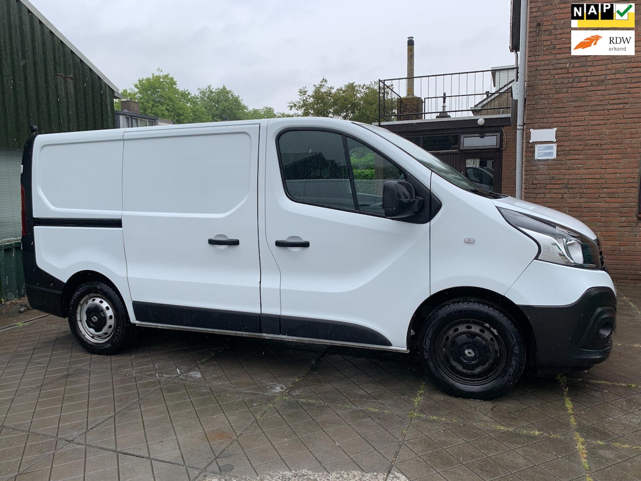 Renault Trafic - 1.6 dCi T29 L1H1 Comfort Energy Schuifdeur Links + Rechts - AutoWereld.nl