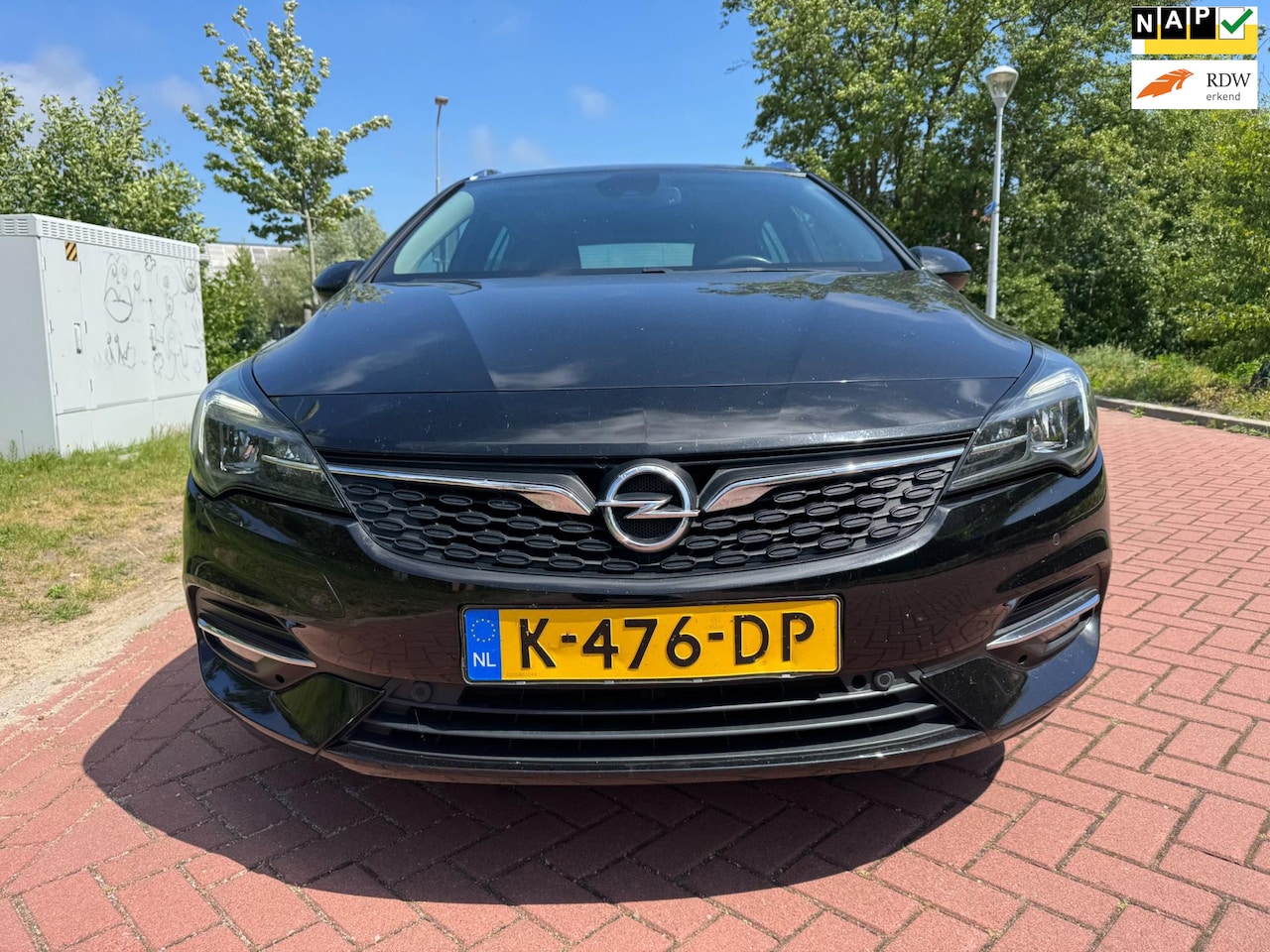 Opel Astra Sports Tourer - 1.2 Business Elegance 1.2 Business Elegance - AutoWereld.nl