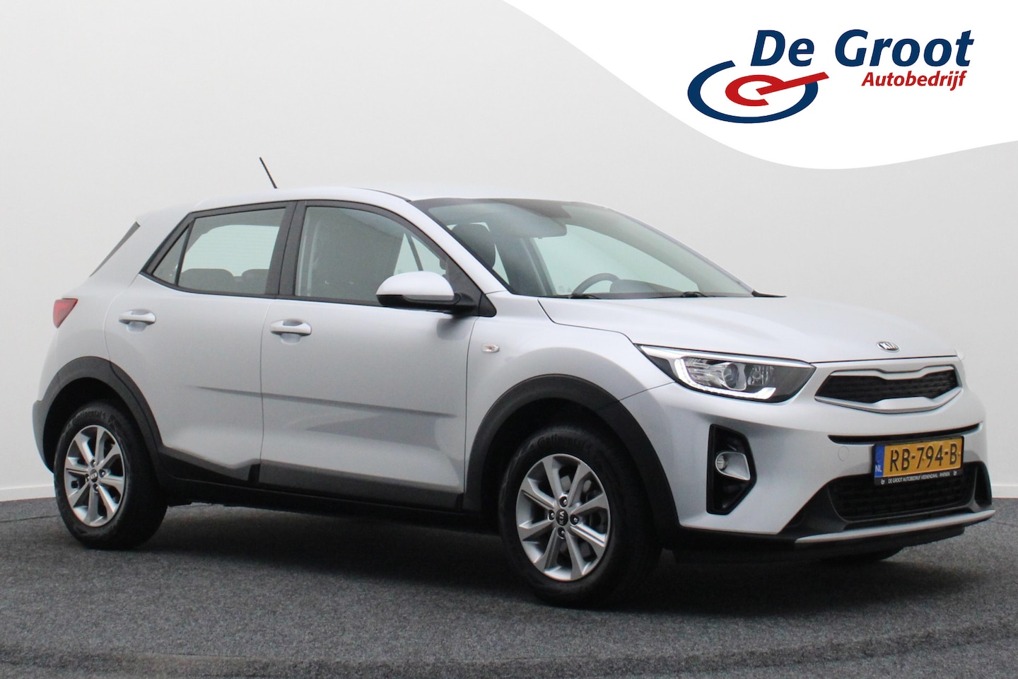 Kia Stonic - 1.2 MPi ComfortPlusLine Navigator Camera, Apple Carplay, Navigatie, Cruise, DAB, PDC - AutoWereld.nl
