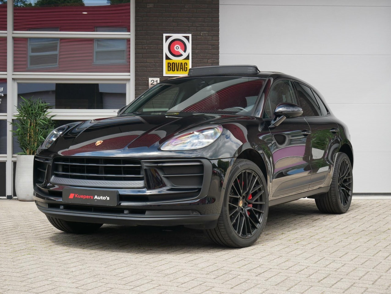 Porsche Macan - 2.0 FACELIFT| PANO| TREKHAAK| 21'inch - AutoWereld.nl