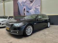 BMW 5-serie Touring - 528i High Executive|dealeronderhouden| Pano| Comfortstoelen|