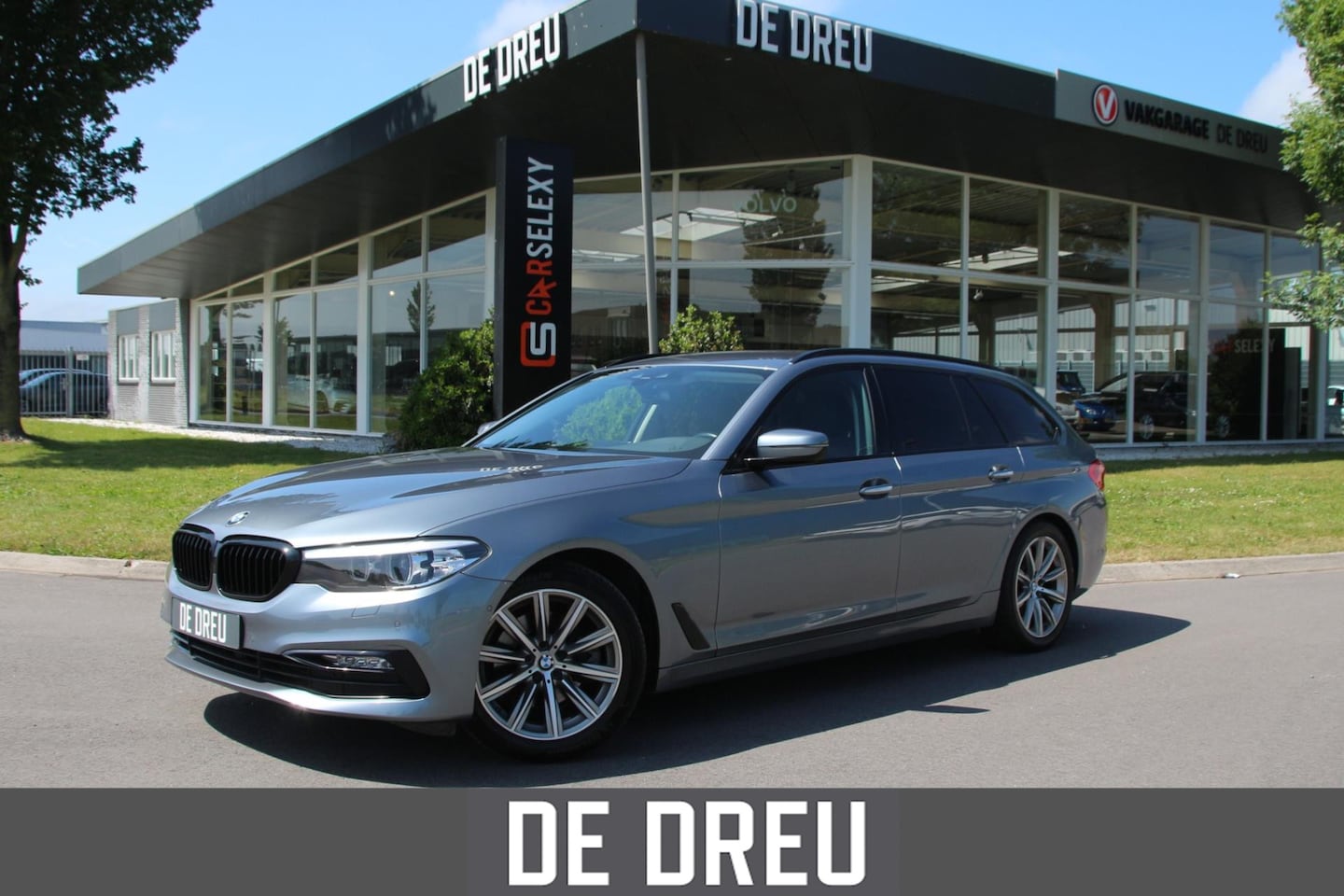 BMW 5-serie Touring - 520i Sportline | EL. TREKHAAK | CAMERA | SHADOWLINE | PRIVACY | - AutoWereld.nl