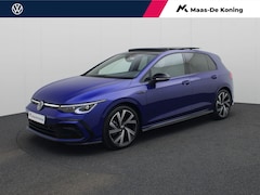 Volkswagen Golf - 1.5eTSI/150PK R Line Blackstyle DSG · Panoramadak · Camera + Parkeersensoren · Stoel- & st