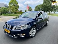 Volkswagen Passat Variant - 1.6 TDI Comfort Executive Line BlueMotion